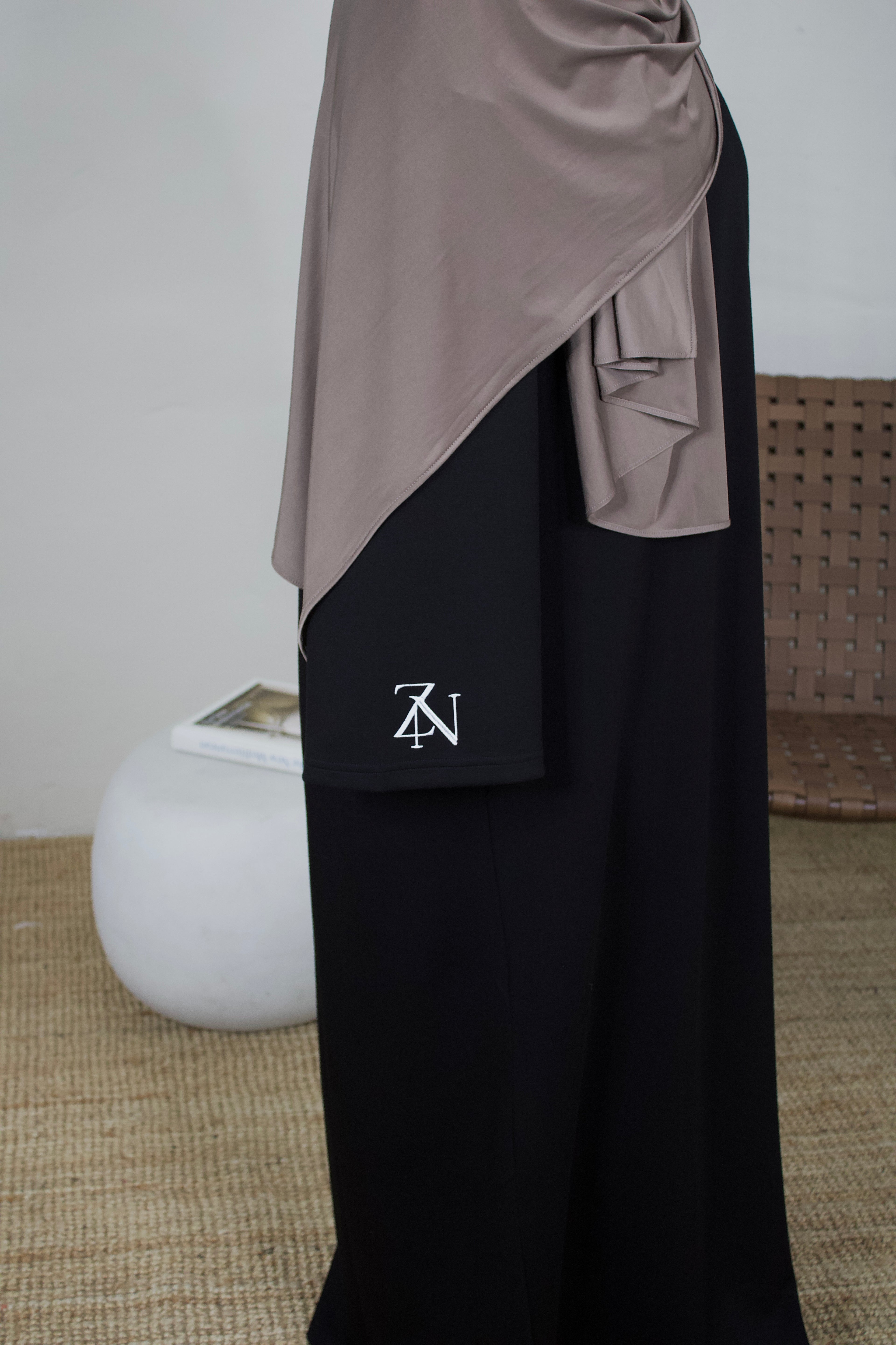 Abaya Zeyno｜ Noir